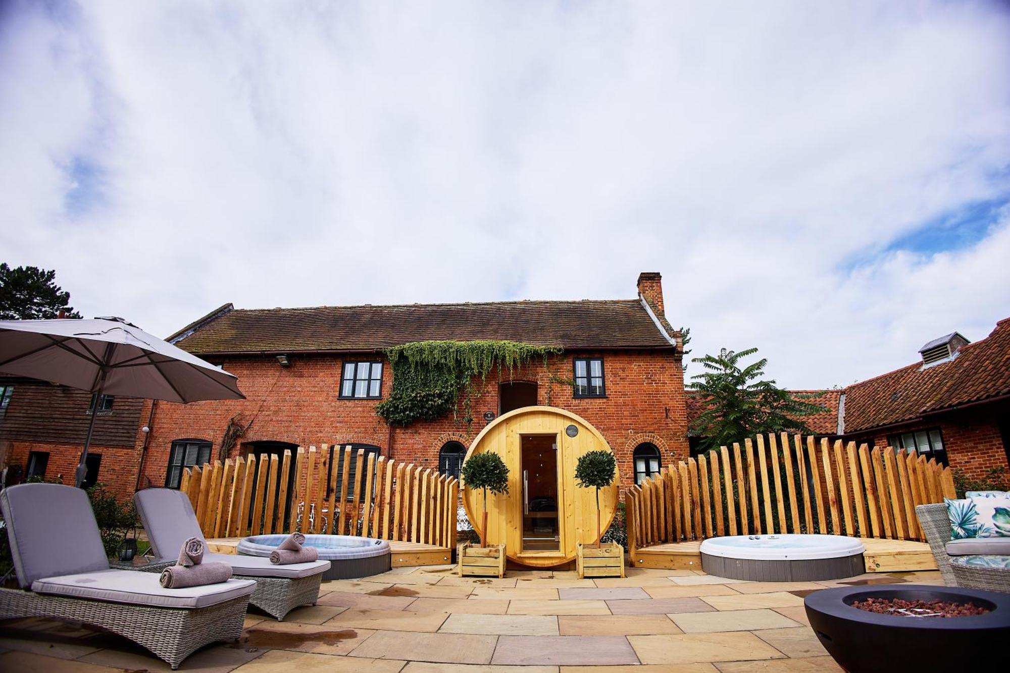Seckford Hall Hotel & Spa Woodbridge Exterior foto